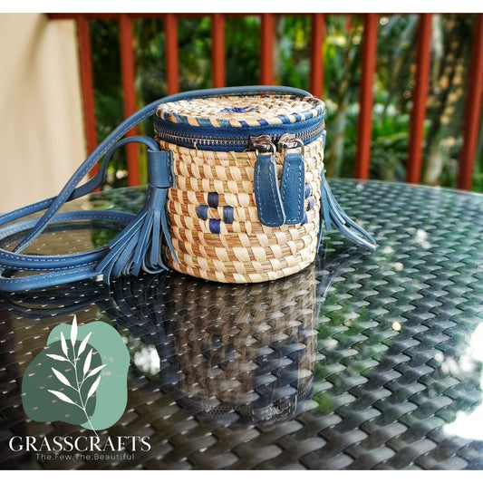 Cross Body Bag - grasscrafts.com