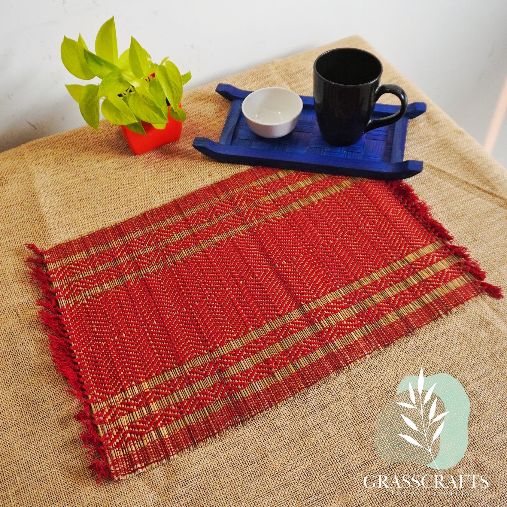 table runner with mats