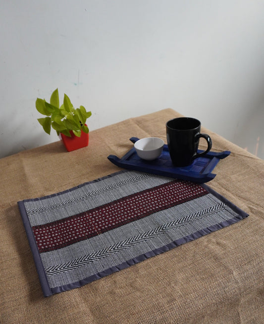 table mat with runner