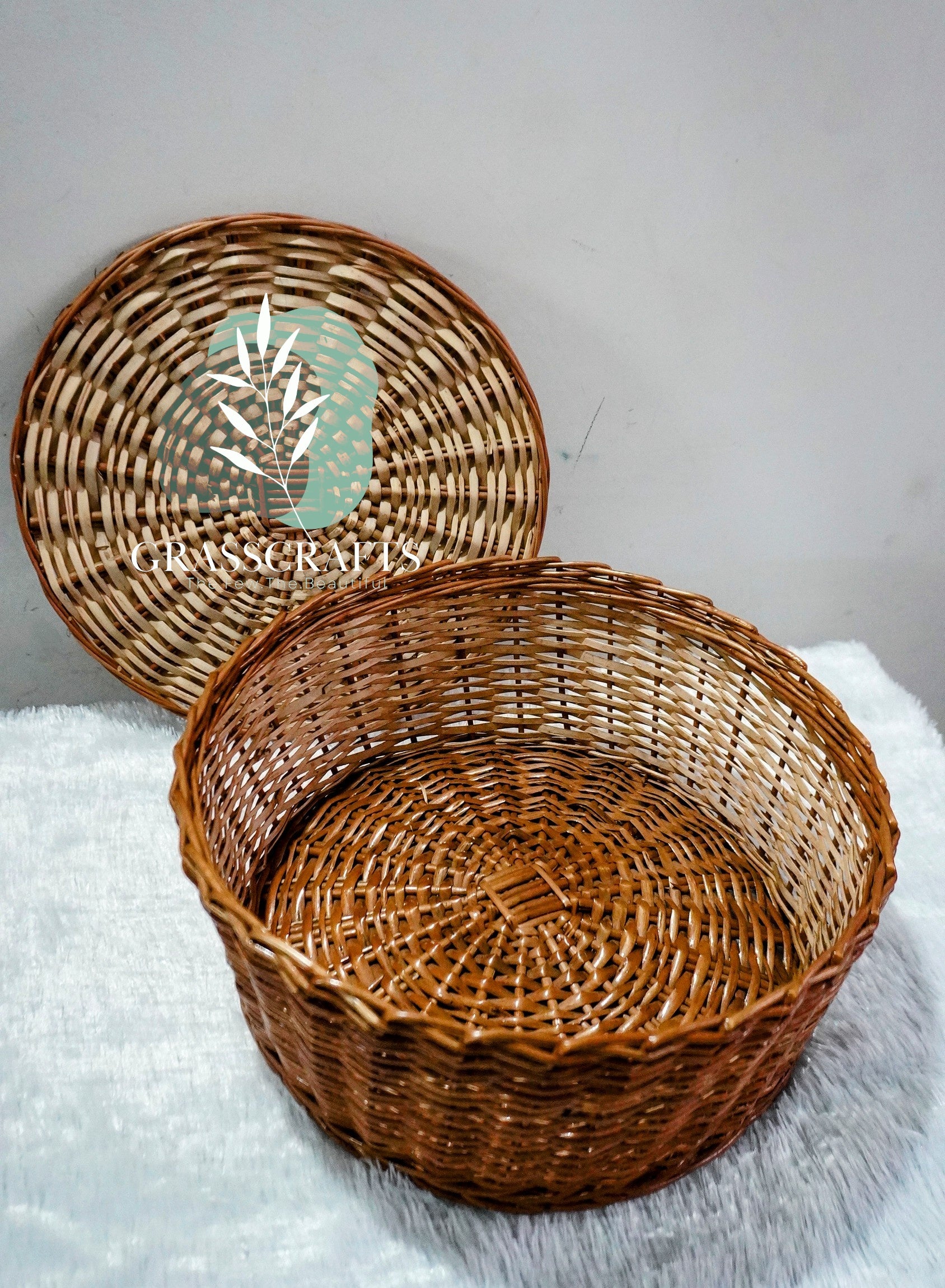 wicker box