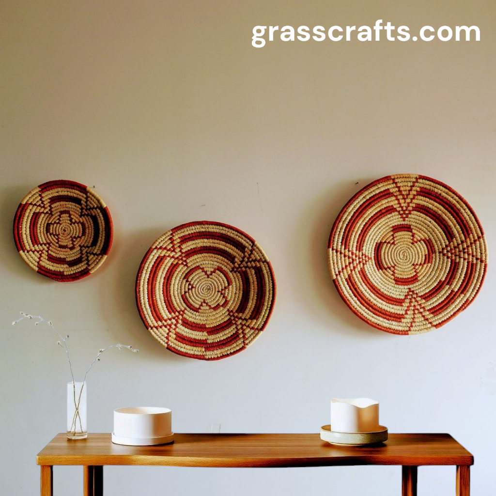 Handwoven Sabai grass wall plate – Design 6