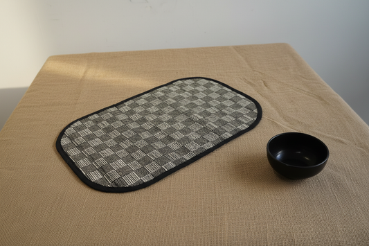 Madurkathi Checkerboard Table Mat – Editorial